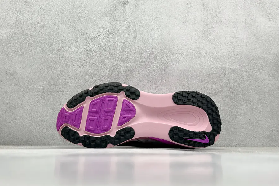 Nike NK Zoom VOMERO 18 Lightweight Running Shoes
