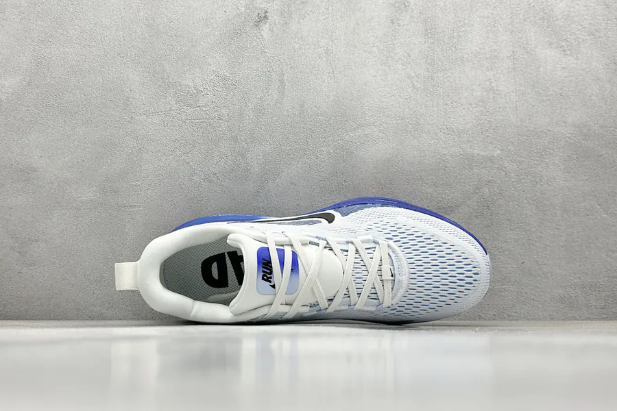 Nike NK Zoom VOMERO 18 Lightweight Running Shoes