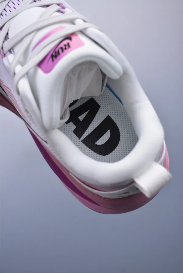 Nike Air Zoom Vomero 18 Premium Running Shoes