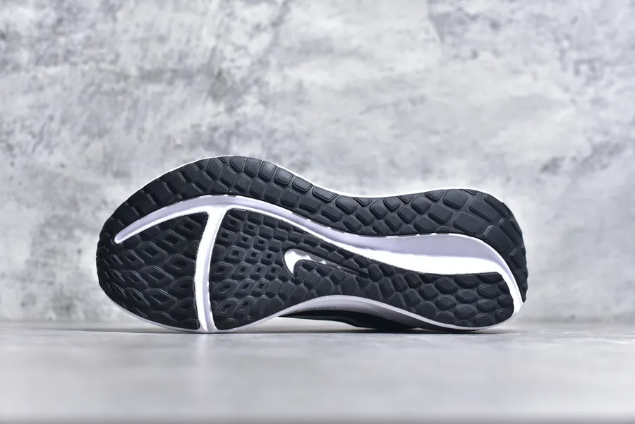 Nike Downshifter 13 Wide Runway Collection Running Shoes