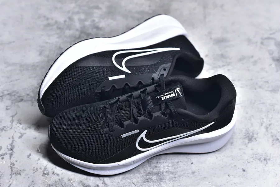 Nike Downshifter 13 Wide Runway Collection Running Shoes