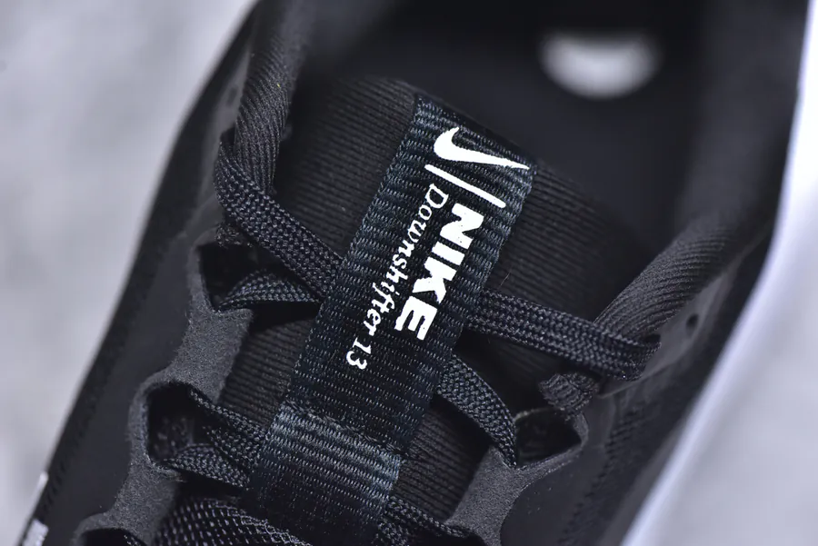 Nike Revolution 13 Wide Running Shoes