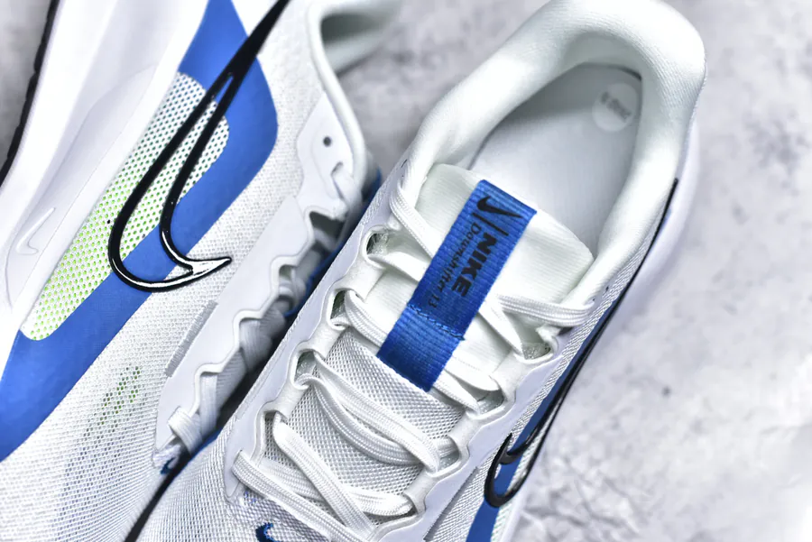 Nike Downshifter 13 Wide Running Shoes for All Levels
