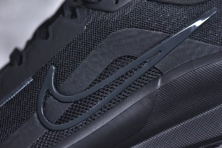 Nike Revolution 13 Wide Running Shoes