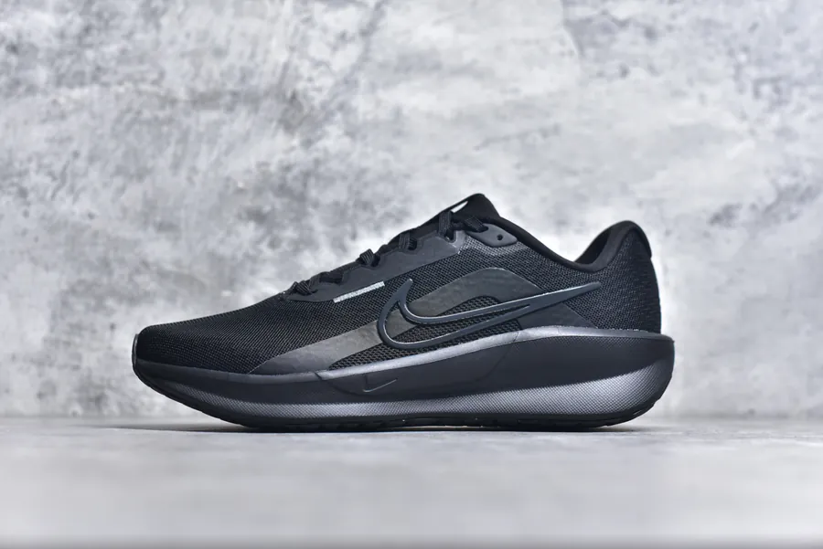 Nike Downshifter 13 Wide Running Shoes for Every Runner
