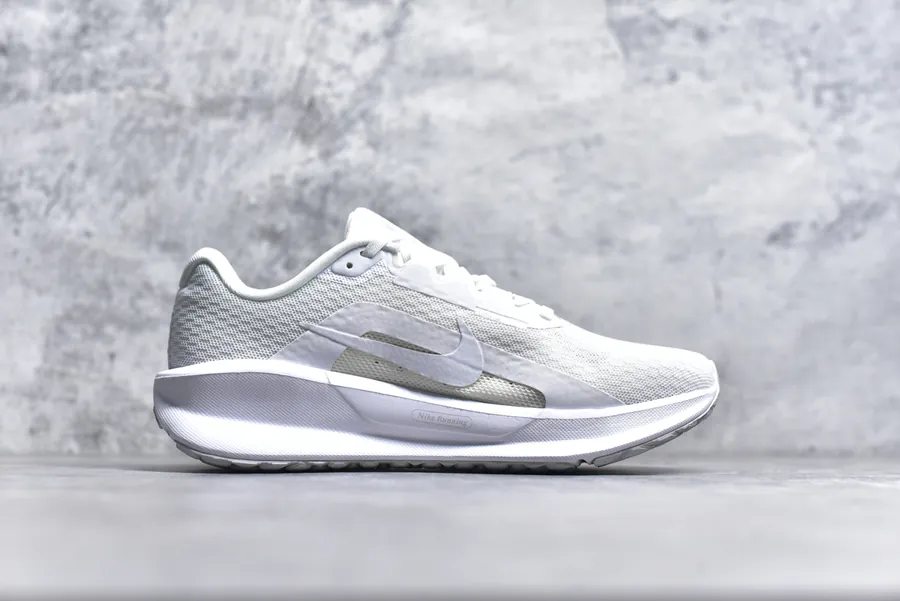 Nike Downshifter 13 Wide Running Shoes for Casual and Performance Runners