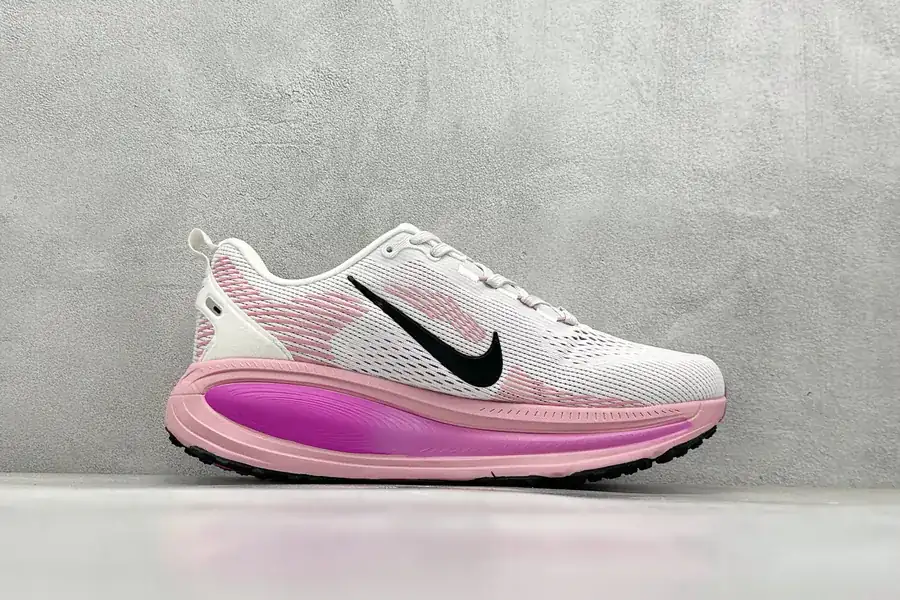 Nike NK Zoom VOMERO 18 Lightweight Running Shoes