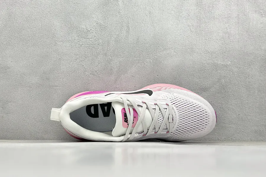 Nike NK Zoom VOMERO 18 Lightweight Running Shoes