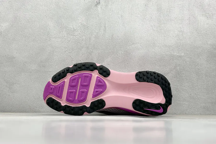 Nike NK Zoom VOMERO 18 Lightweight Running Shoes