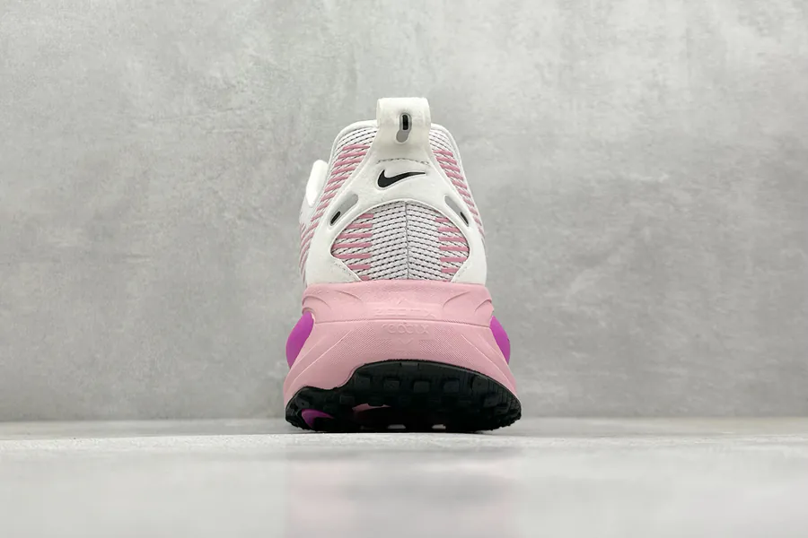 Nike NK Zoom VOMERO 18 Lightweight Running Shoes