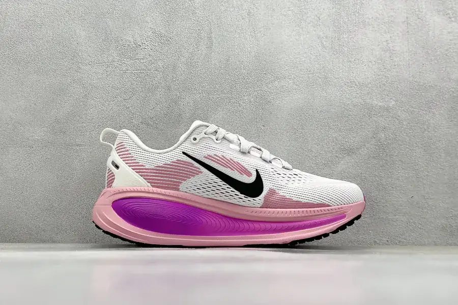 Nike NK Zoom VOMERO 18 Lightweight Running Shoes