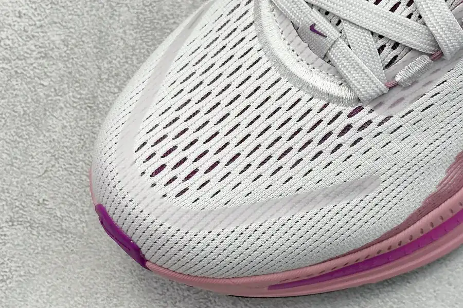Nike NK Zoom VOMERO 18 Lightweight Running Shoes