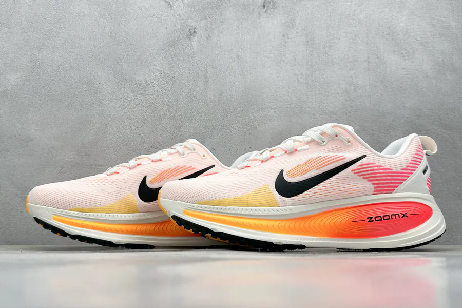 Nike NK Zoom VOMERO 18 Lightweight Running Shoes