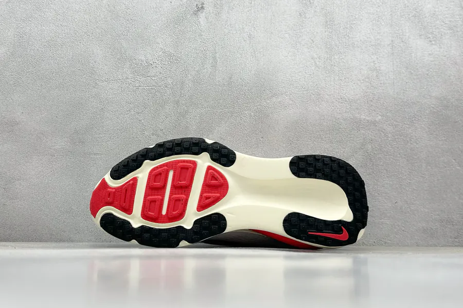 Nike NK Zoom VOMERO 18 Lightweight Running Shoes