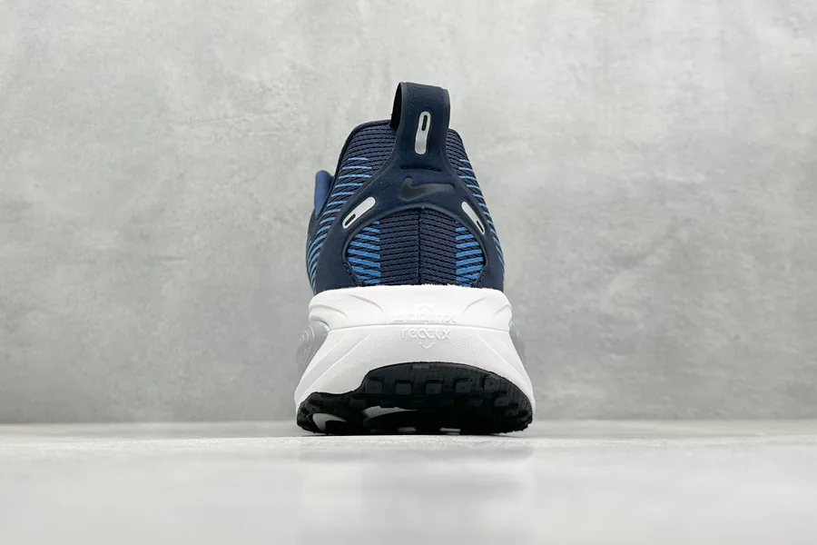 Nike NK Zoom VOMERO 18 Lightweight Running Shoes