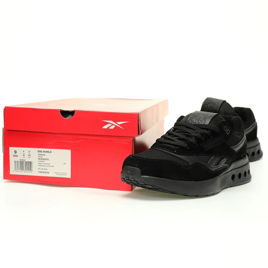 Reebok Ers World Low Top Retro Sneaker in Black