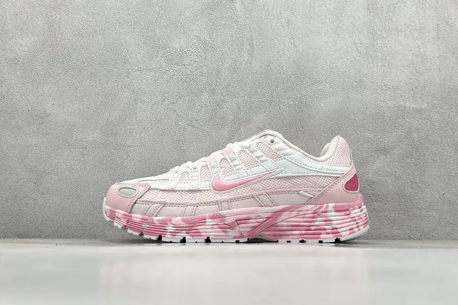 Nike P 6000 Vintage Style Low Top Sneaker