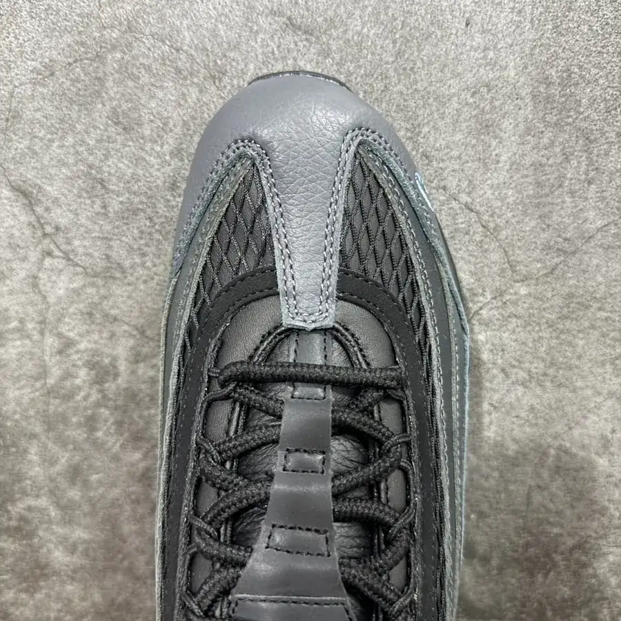 Nike Air Max 95 Retro Running Shoes FB2709 002