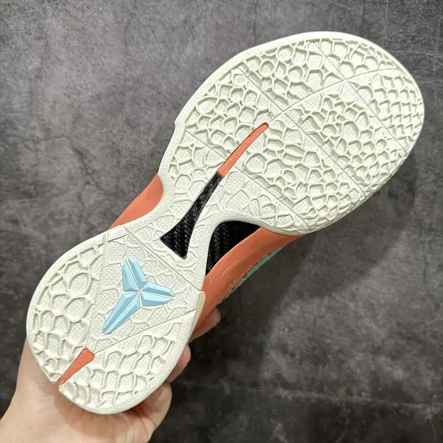 NK Zoom Kobe 6 Protro Authentic Company Stock, Perfect Fit