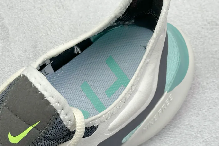 Nike Free RN 5.0 Lightweight Running Shoes with Original Breathable Oxford Waterproof Fabric