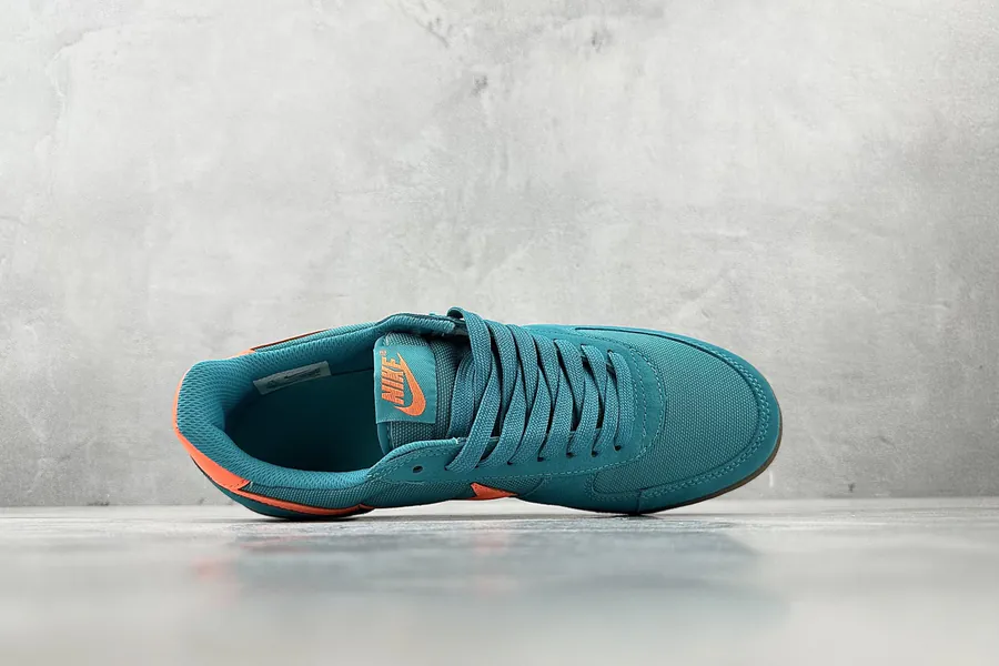 Nike Field General Blue Green