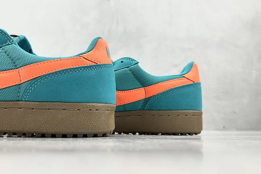 Nike Field General Blue Green