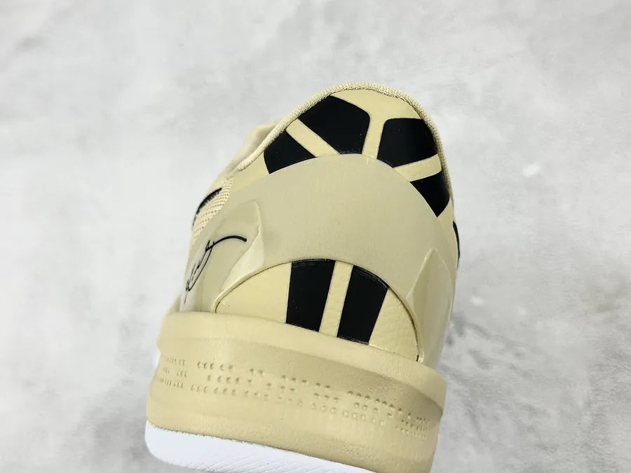 Nike Kobe 8 Protro TB in Yellow
