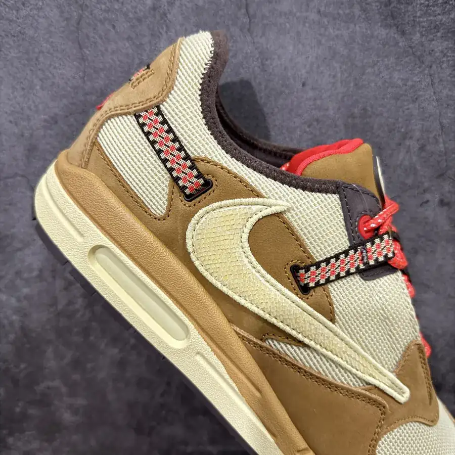 Travis Scott x Nike Air Max 1 TS Retro Running Shoes