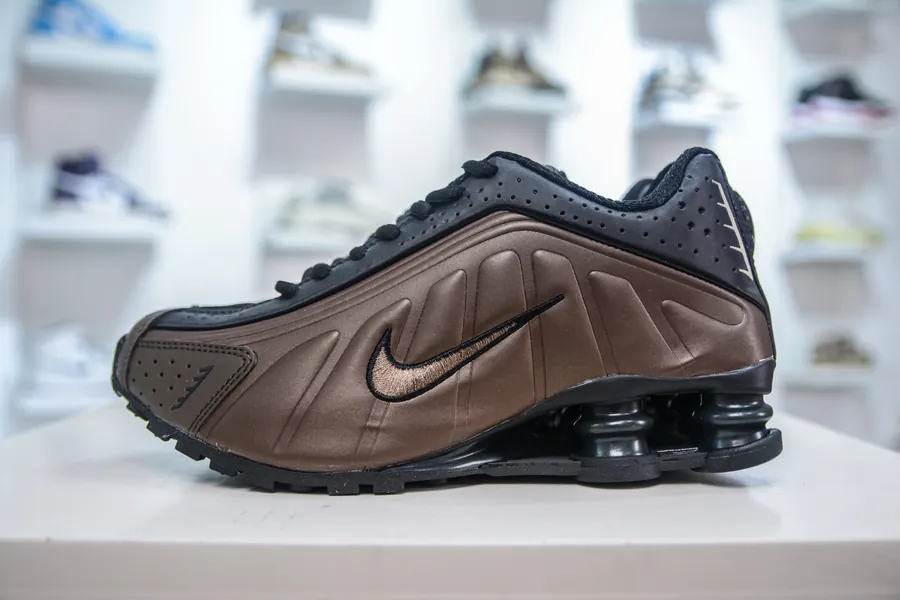 Nike Shox MR4 by Martine Rose Classic Revival Sneaker