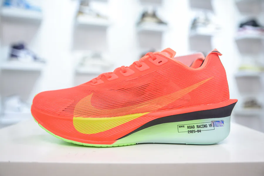 Nike Vaporfly 4 Proto High performance Running Shoes