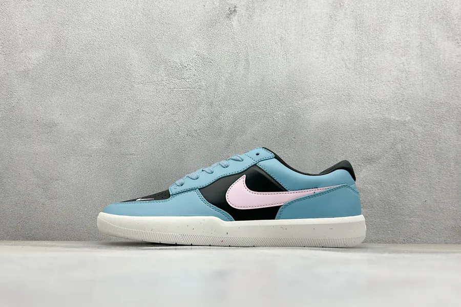 Nike SB Force 58 Slide Board Shoes with Traditional Basketball Style