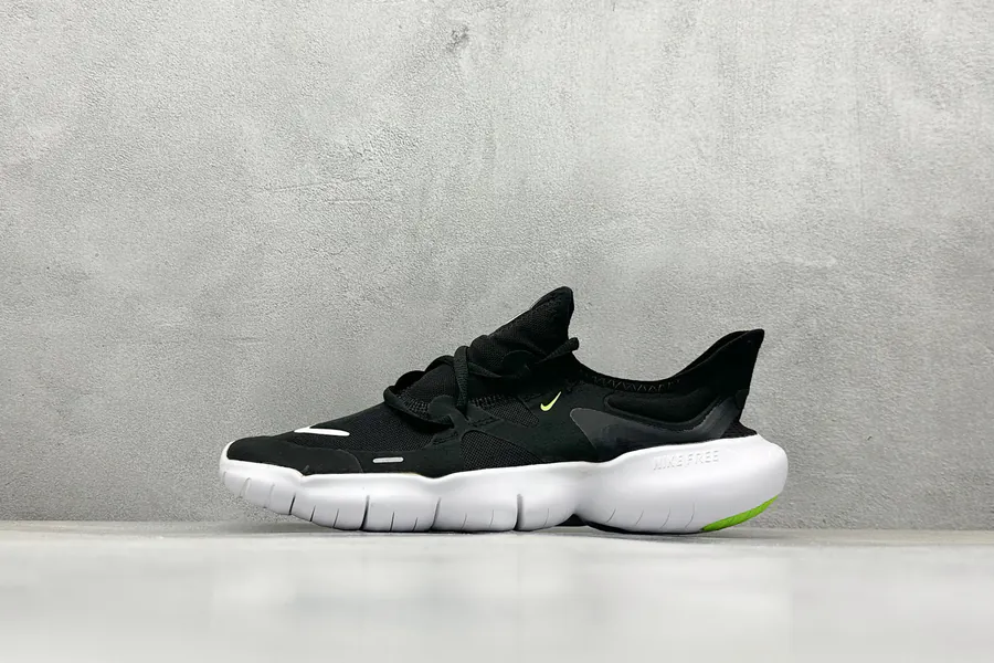 Nike Free RN 5.0 Lightweight Running Shoes with Original Design