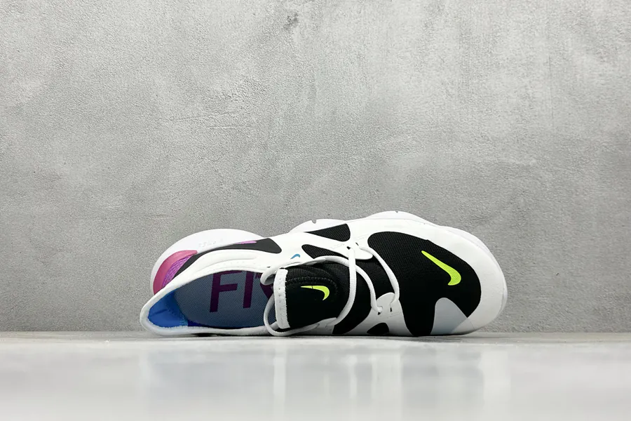 Nike Free RN 5.0 Lightweight Running Shoes with Original Design