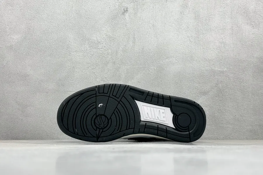 Nike Full Force Low Retro Style Sneaker