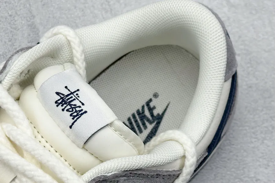 Nike SB Dunk Low x Stussy Blue Hook Double Strap