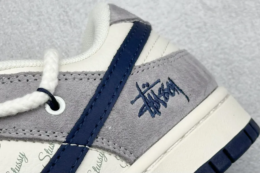 Nike SB Dunk Low x Stussy Blue Hook Double Strap
