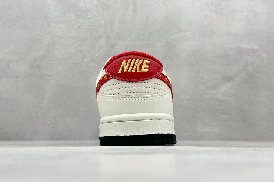 Nike SB Dunk Low Dragon Year Limited Edition