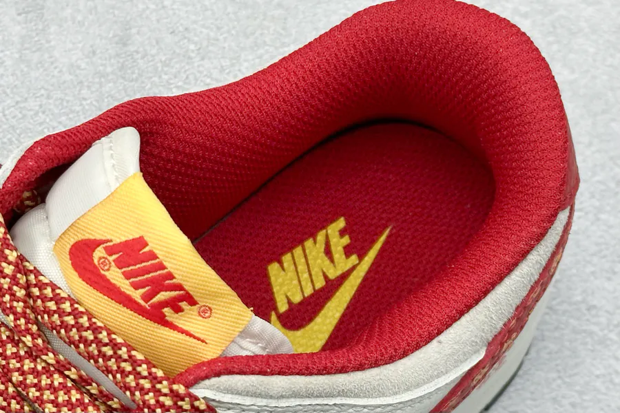 Nike SB Dunk Low Dragon Year Limited Edition