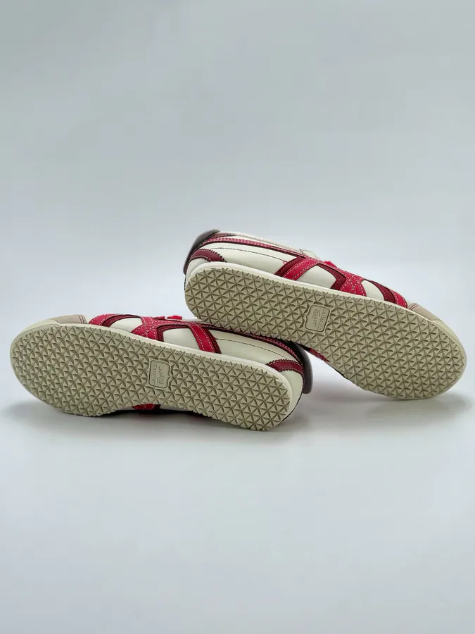 Onitsuka Tiger Mexico 66® Paraty Classic Training Shoe