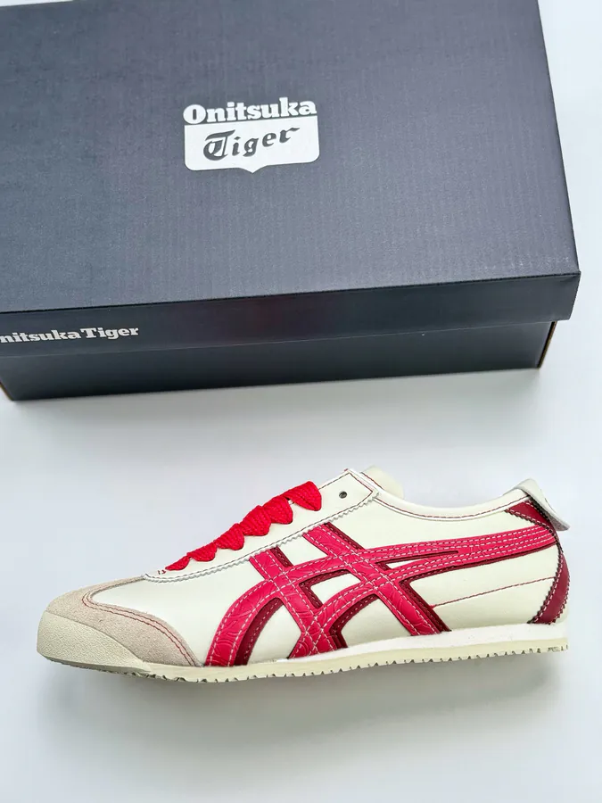 Onitsuka Tiger Mexico 66® Paraty Classic Training Shoe