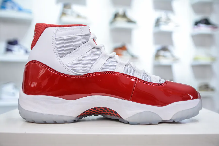 Air Jordan AJ11 Cherry White Red