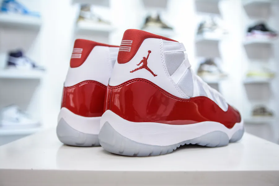 Air Jordan AJ11 Cherry White Red