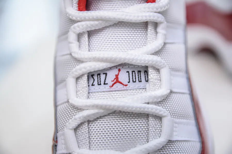 Air Jordan AJ11 Cherry White Red