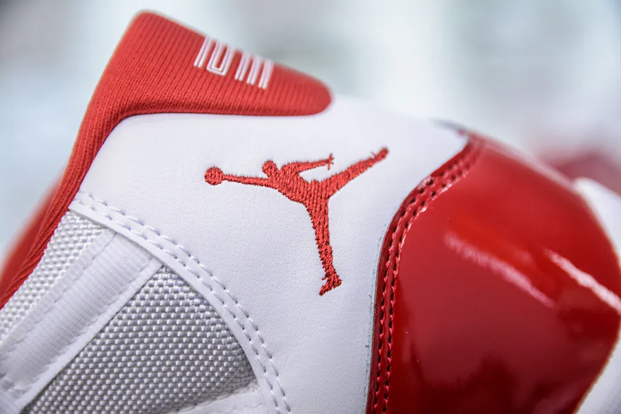 Air Jordan AJ11 Cherry White Red