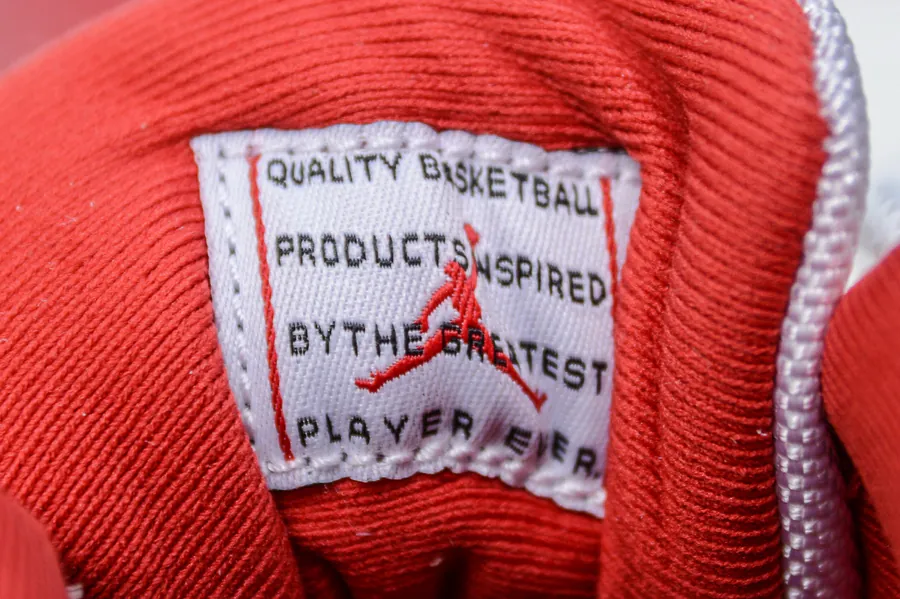 Air Jordan AJ11 Cherry White Red