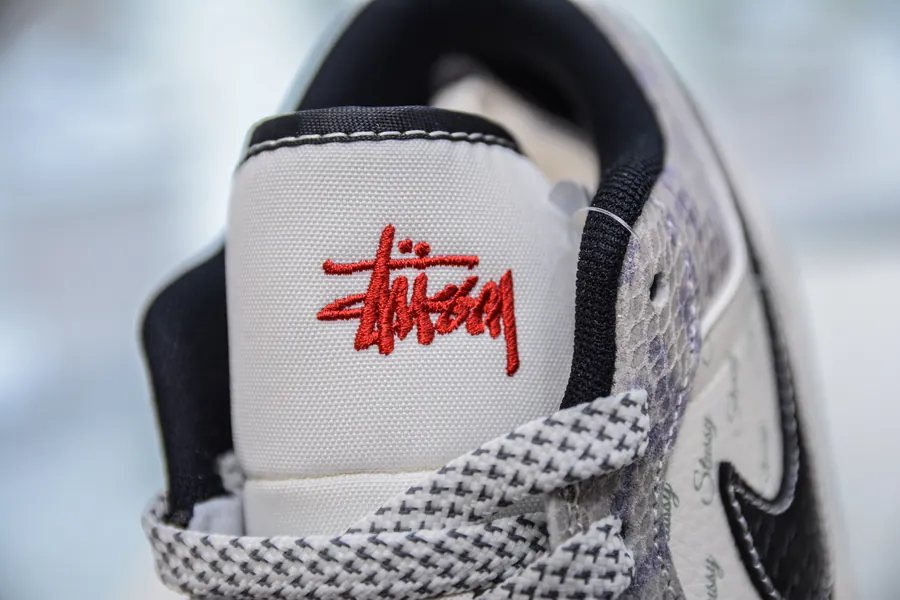Air 1 Retro Low x 2023 Collaboration Purple Snake Pattern