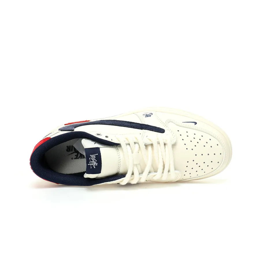 X Travis Scott x Air 1 Low OG 1 Generation Classic Low Sneaker