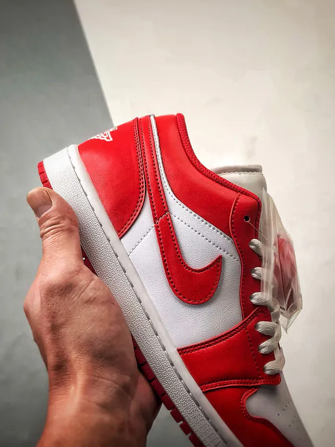 Air Jordan 1 Low White Red