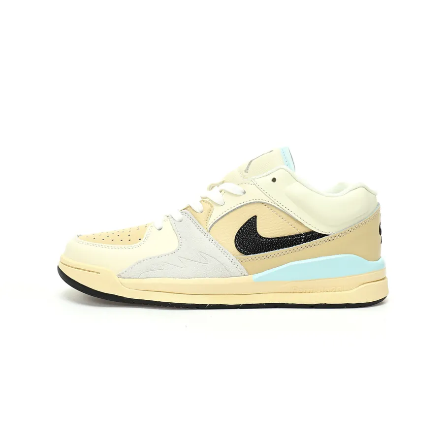 Stadium 90 'Sanddrift Glacier Blue' Sneaker