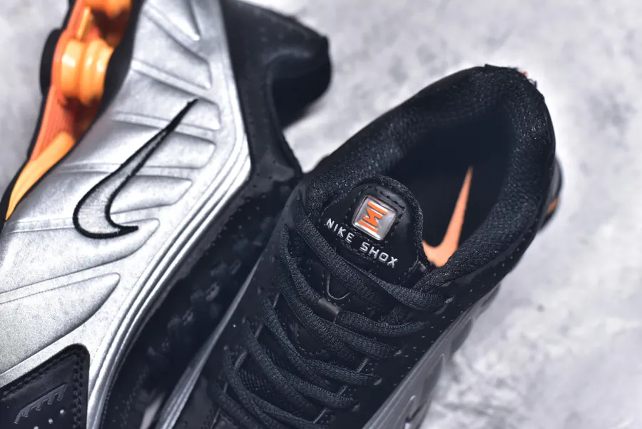 Nike SHOX R4 Low Top Athletic Sneakers